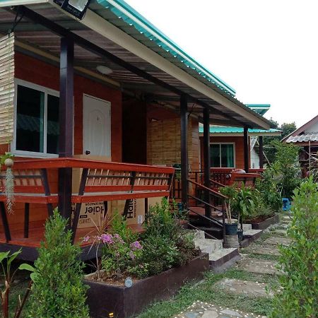 Labelle House Hotel Koh Lanta Exterior photo