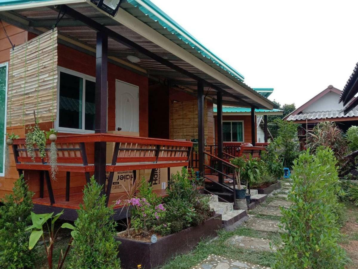Labelle House Hotel Koh Lanta Exterior photo