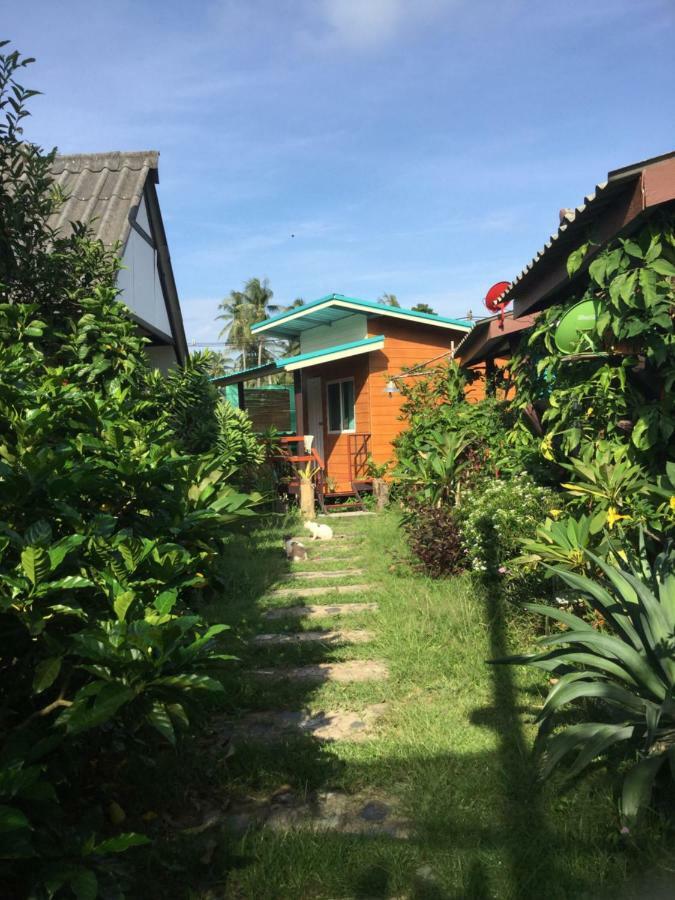 Labelle House Hotel Koh Lanta Exterior photo
