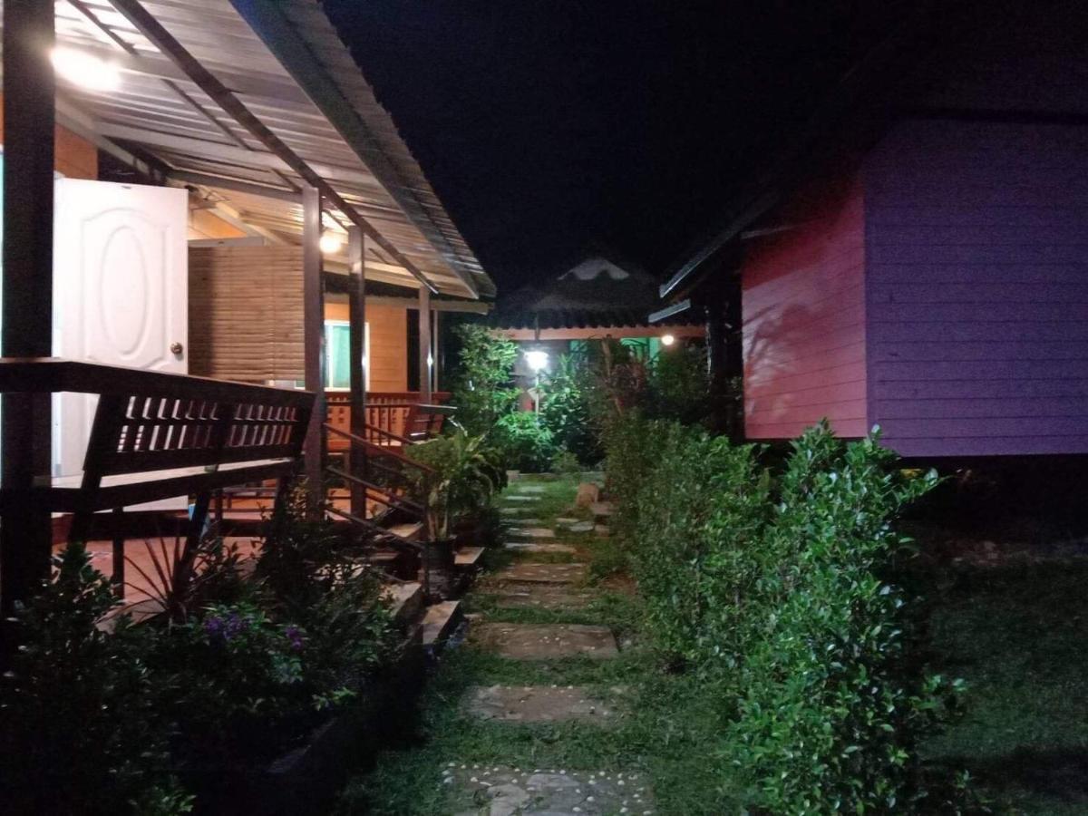 Labelle House Hotel Koh Lanta Exterior photo